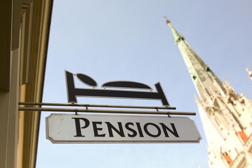 Pension Bei Der Marienkirche Muehlhausen  Exterior photo